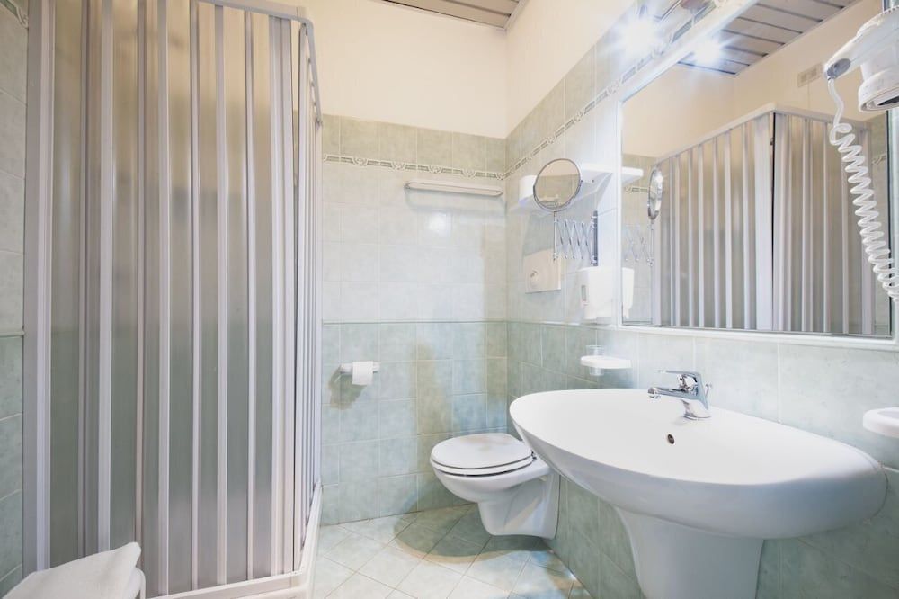 Hotel Piccolo Mondo Standard Double Room 3