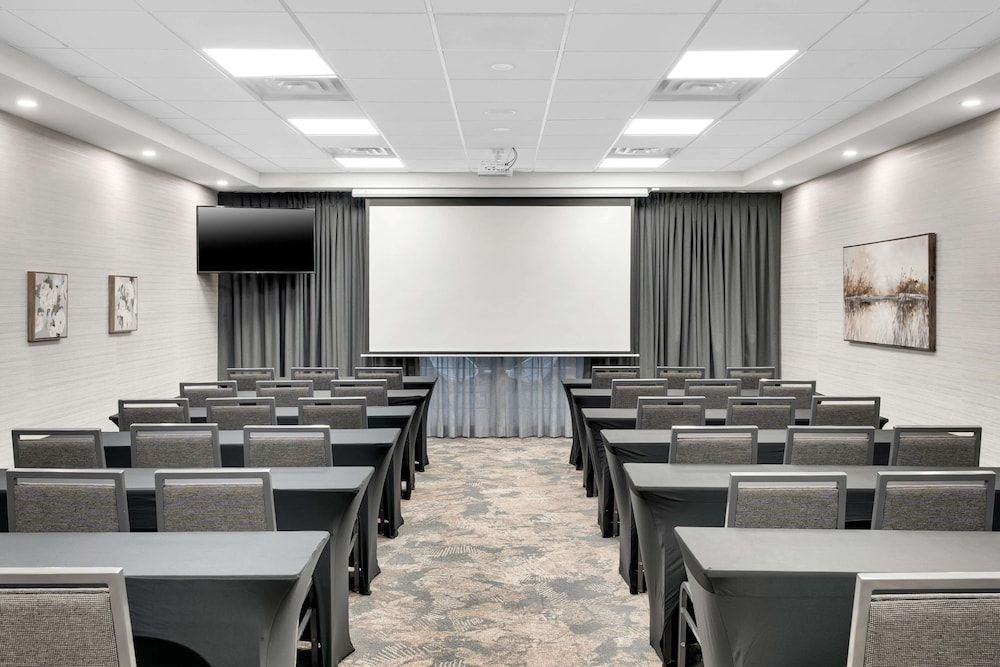undefined Homewood Suites by Hilton Toronto-Markham 10
