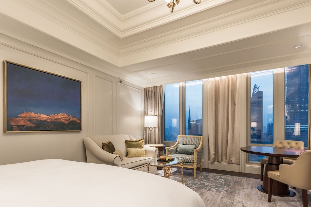 Room, 1 King Bed, River View (Opera River View King Room)