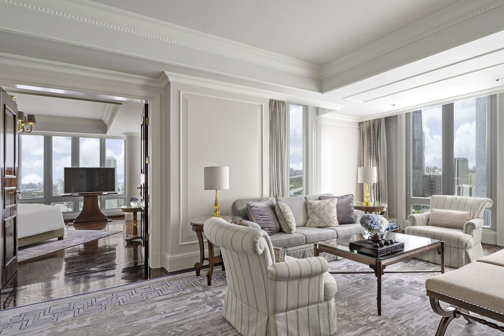 undefined The Ritz-Carlton, Guangzhou 8