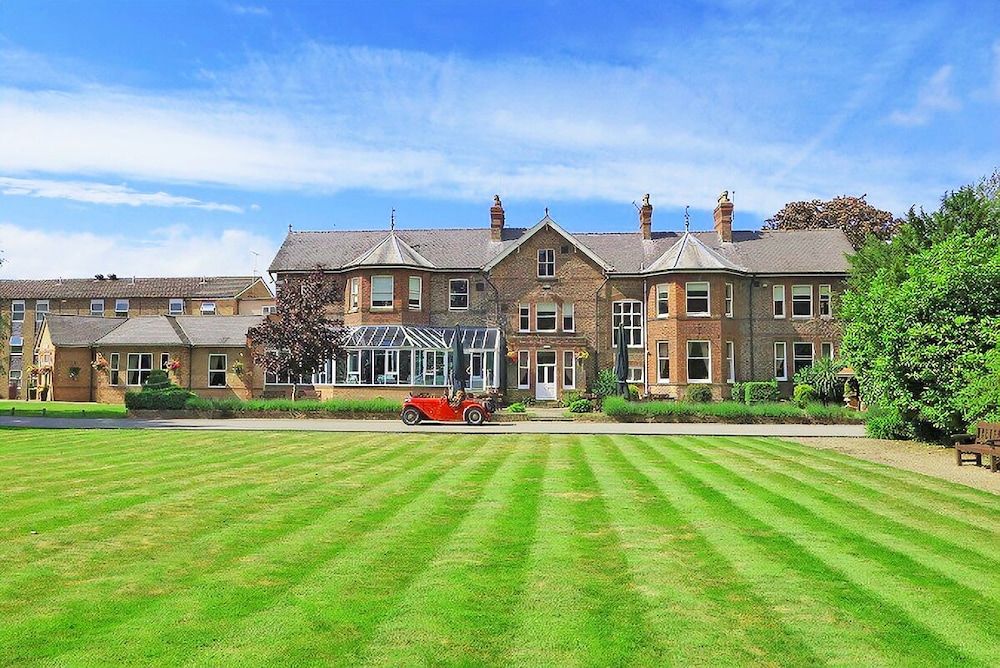 Burn Hall Hotel