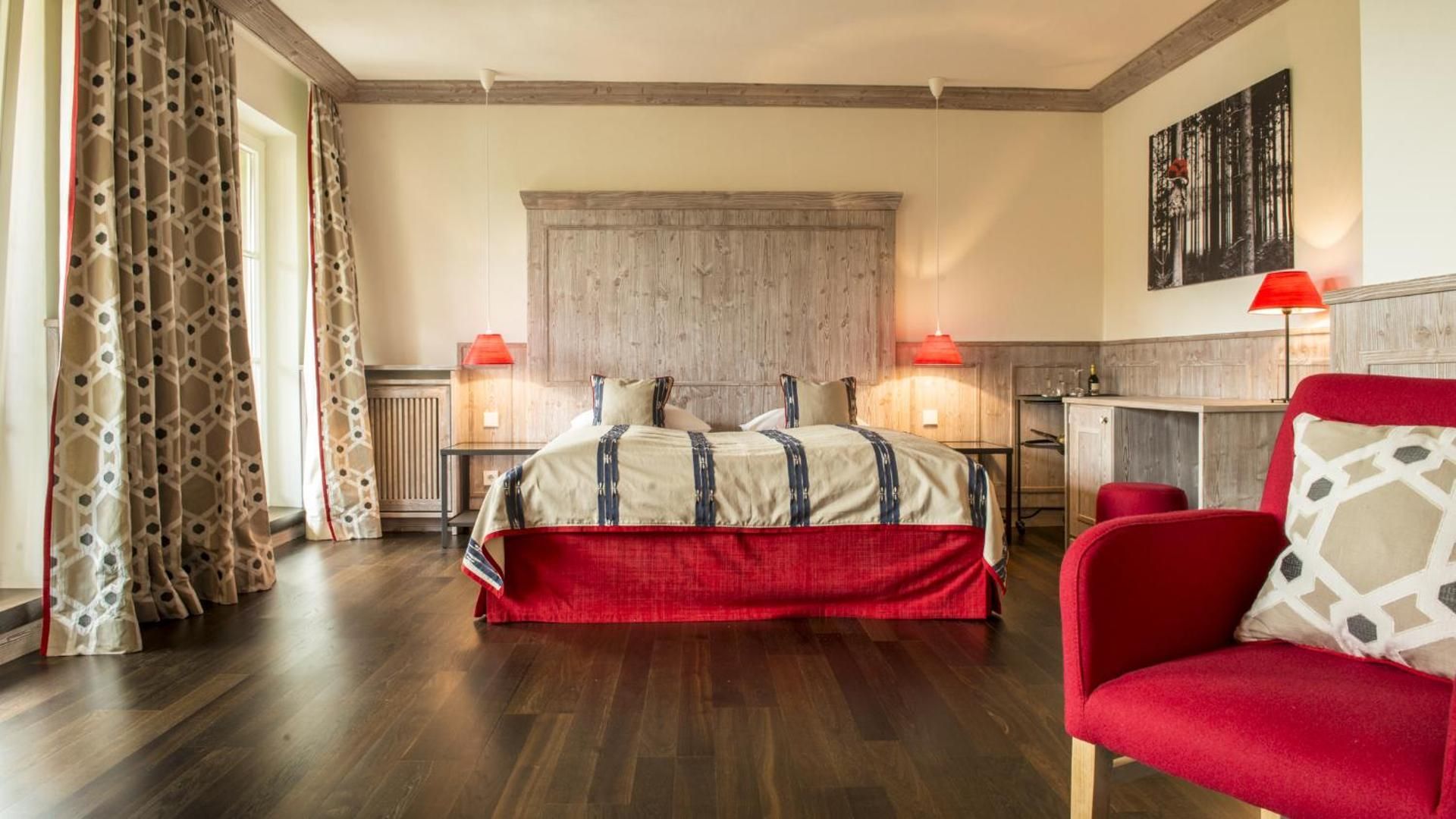 Junior Suite with Balcony