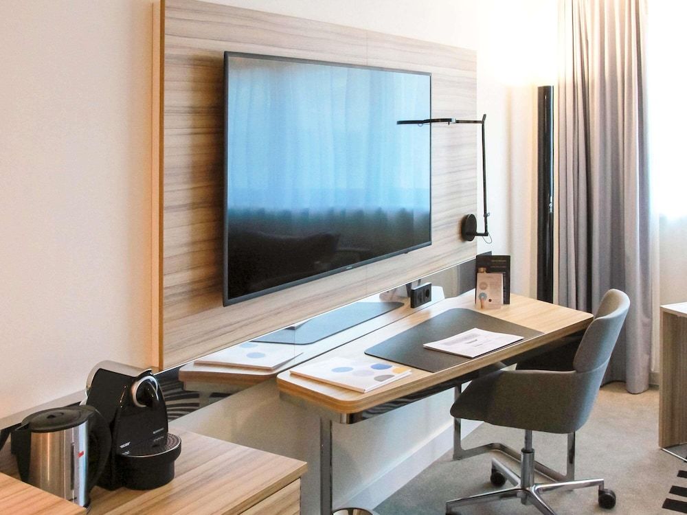 undefined Novotel Wien City 4