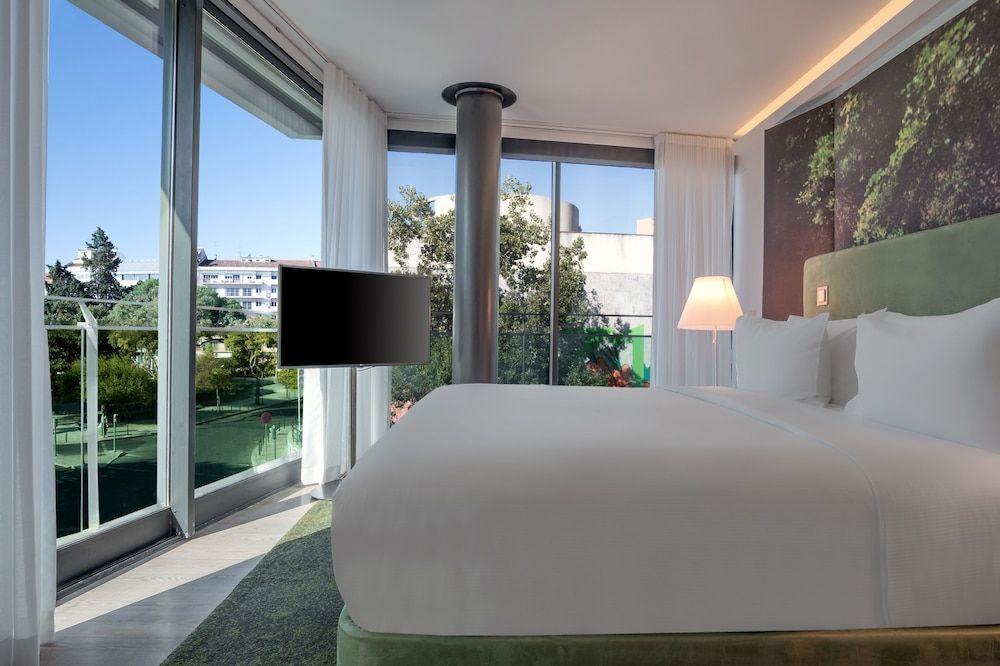undefined DoubleTree by Hilton Hotel Lisbon - Fontana Park 5