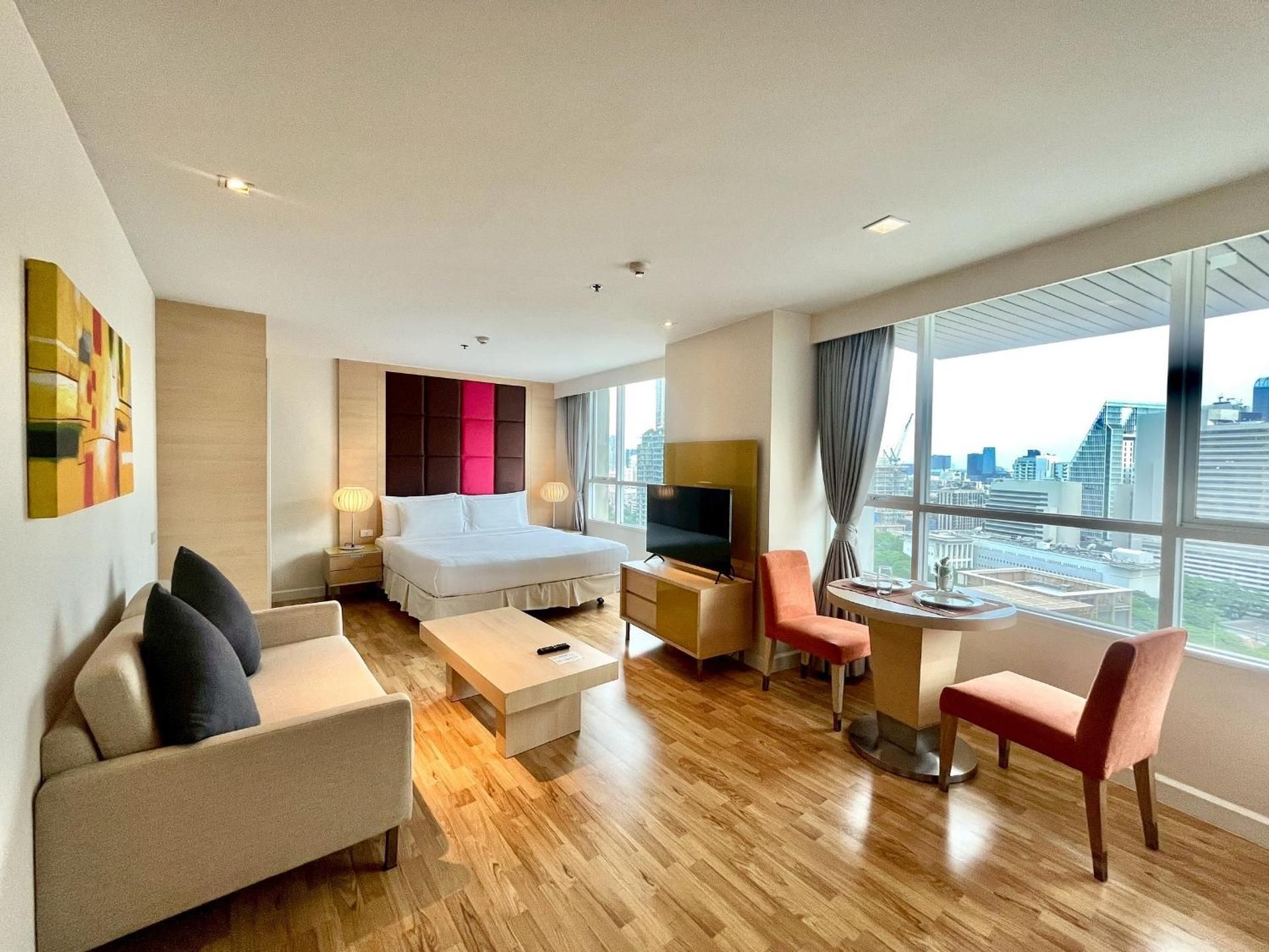 undefined Urbana Langsuan Hotel 7