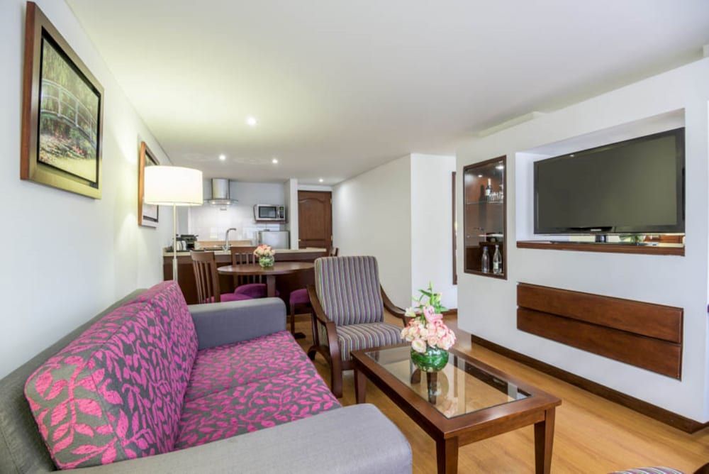 Radisson Bogota Metrotel Suite, 1 Bedroom, Non Smoking 6