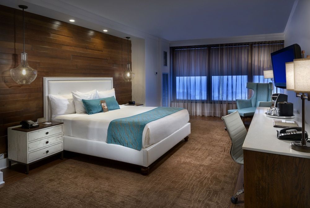 TOWER - Deluxe Room, 1 King Bed