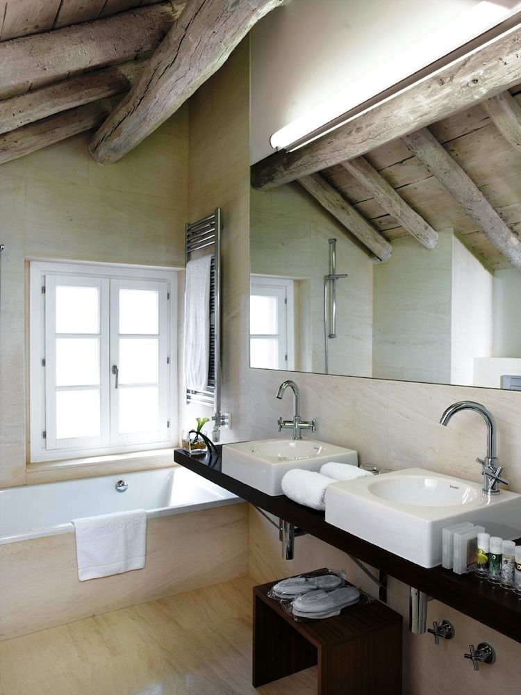 Hotel Villa Paulita Deluxe Double Room 4