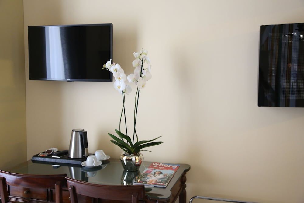 Hotel Art Resort Galleria Umberto Deluxe Double or Twin Room 9