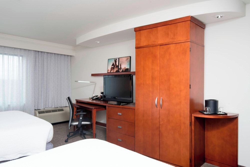 Room, 2 Queen Beds