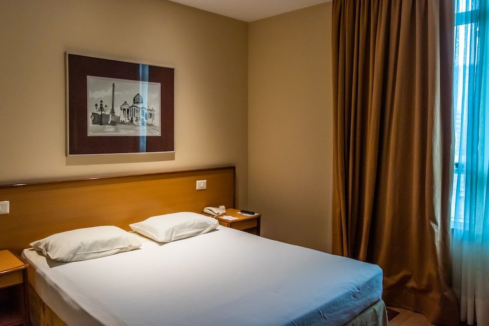 undefined Windsor Asturias Hotel 9