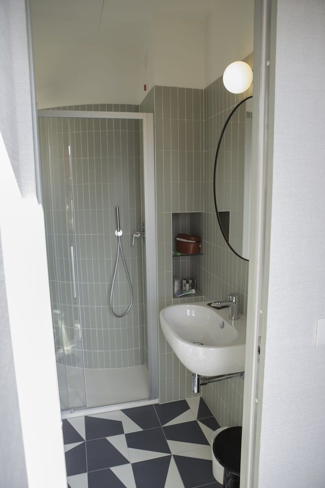 Hotel Italia e Lido Rapallo Economy Double Room (no Sea view) 9