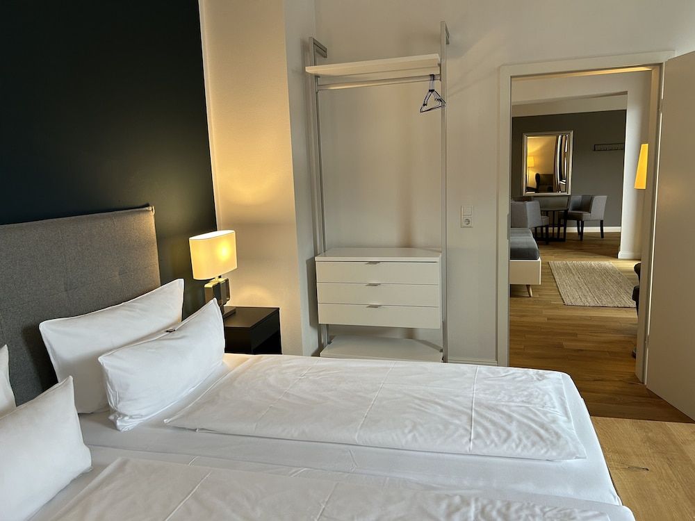 DK Hotel Heidelberg Atelier for 4 (without breakfast) 3