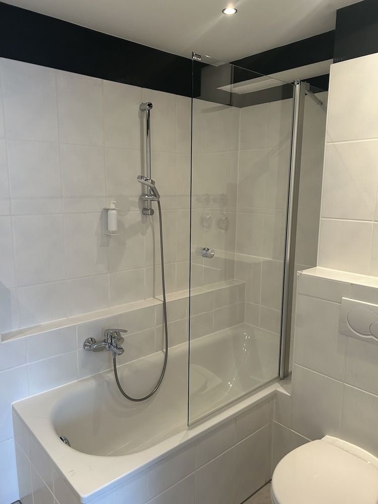 DK Hotel Heidelberg Atelier for 3 (without Breakfast) 7