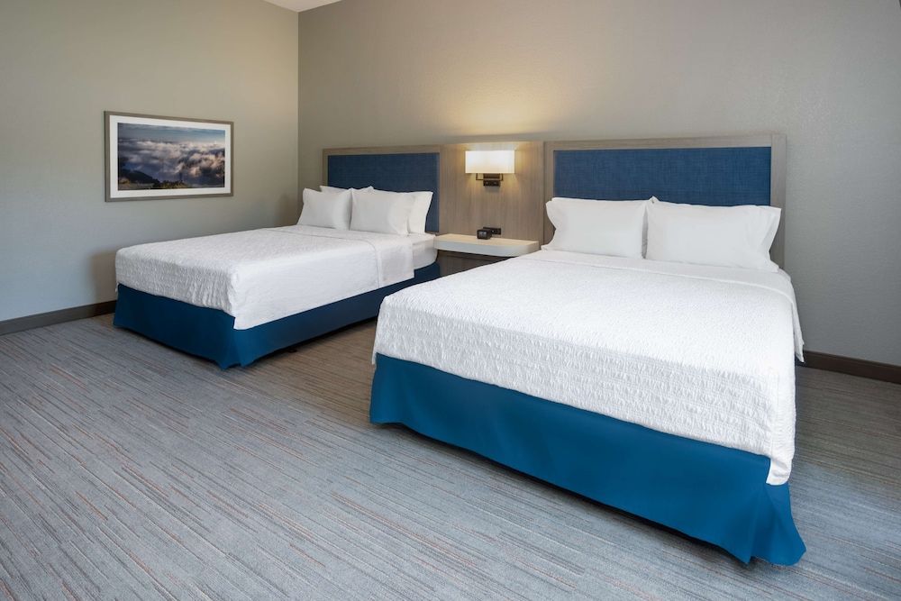 Room, 2 Queen Beds, Accessible, Non Smoking (Shower)