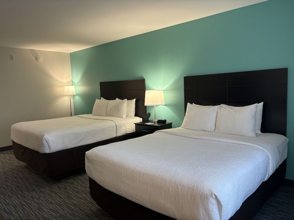 Room, 2 Queen Beds, Accessible, Non Smoking