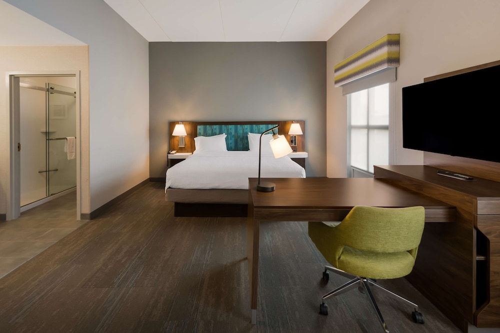 Studio, 1 King Bed, Accessible (Hearing)