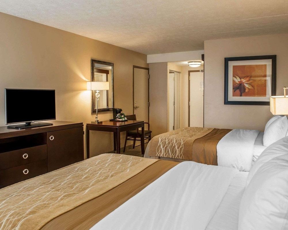 Standard Room, 2 Queen Beds, Non Smoking