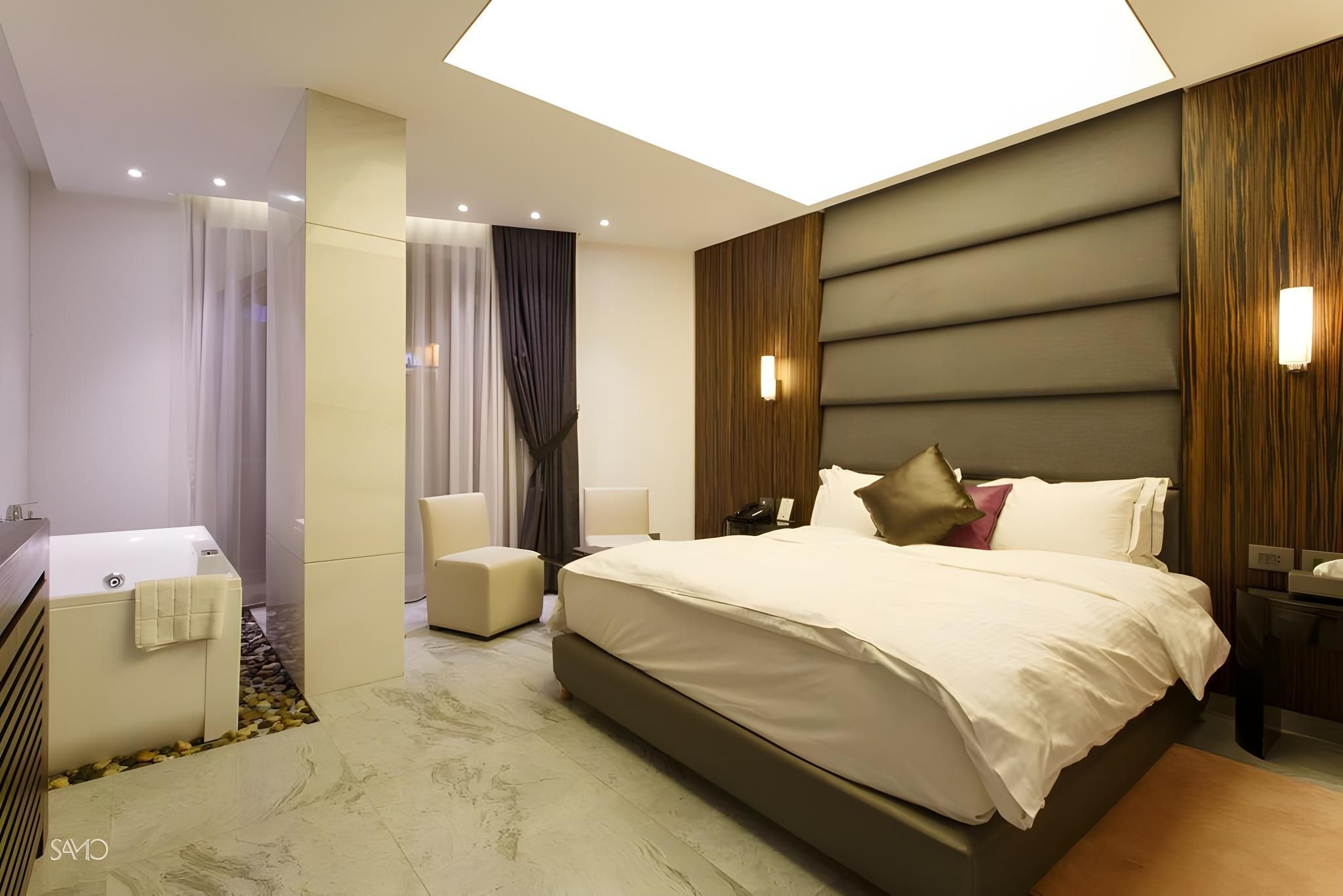 King Executive Room