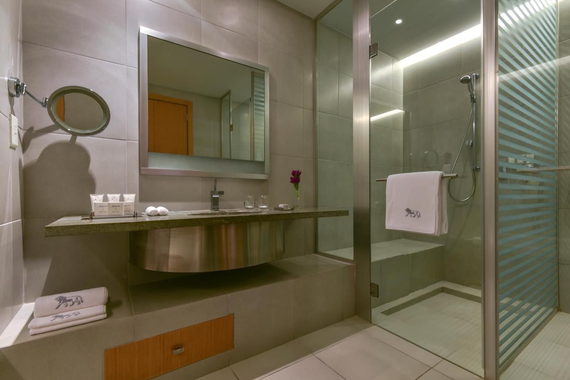 Kempinski Hotel Ishtar Dead Sea Superior King 3