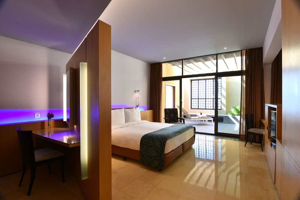 Kempinski Hotel Ishtar Dead Sea Superior Room (King)