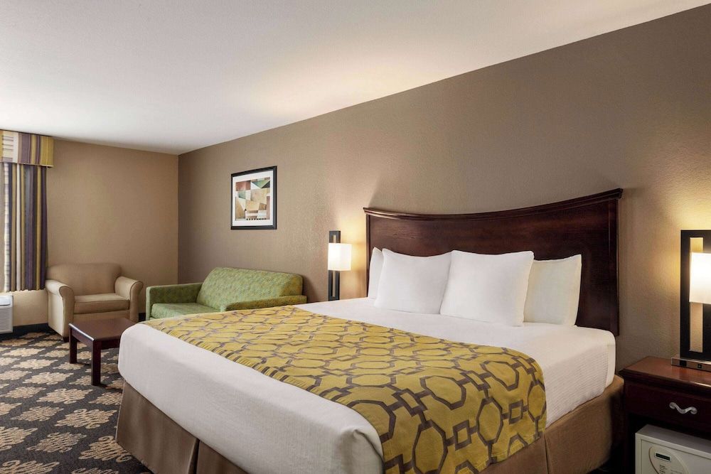 Studio Suite, 1 King Bed, Non Smoking