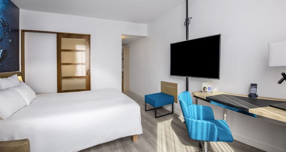 Executive Room, 1 Queen Bed