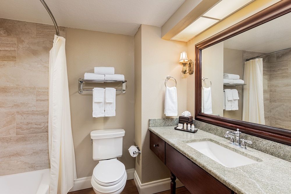 The Waterfront Inn Standard Room, 2 Queen Bed 2