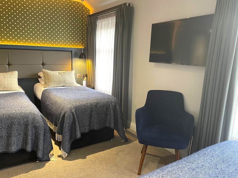 The Churchill Hotel Family Room 3