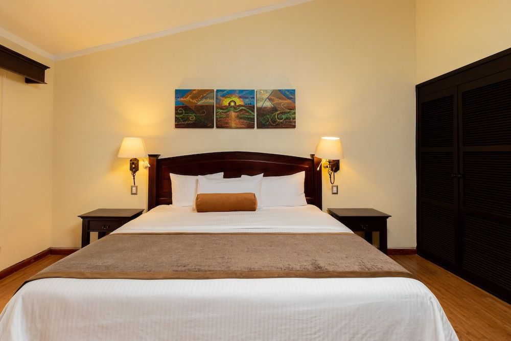 Hotel Villa Mercedes San Cristobal Grand Room 5