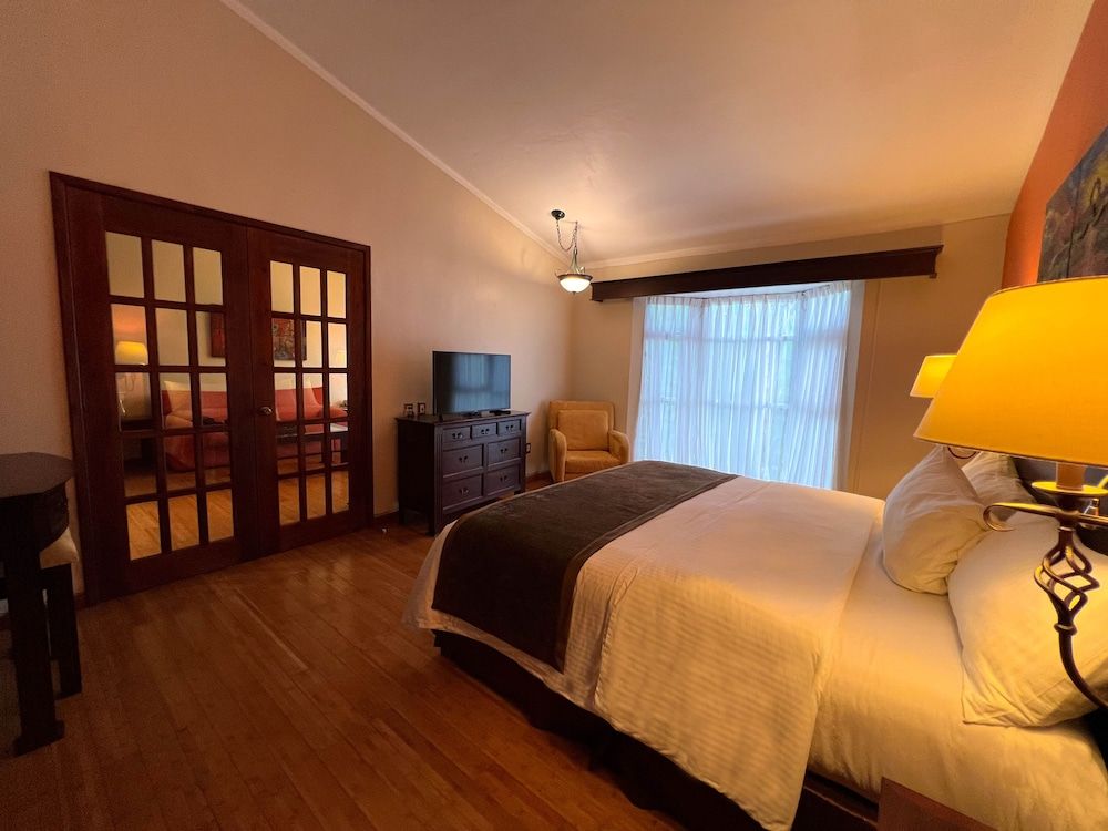 Hotel Villa Mercedes San Cristobal Grand Room 10