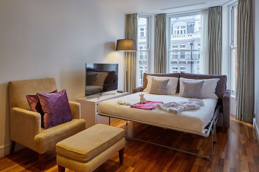 undefined Cheval Harrington Court at South Kensington 9