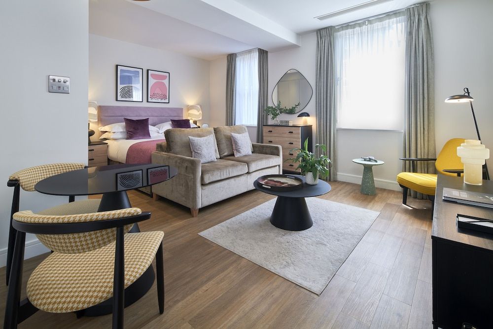 undefined Cheval Harrington Court at South Kensington 3