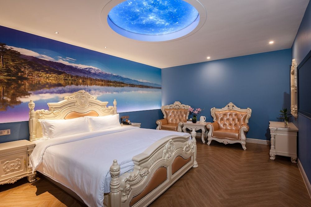 Nan Yang Royal Hotel Superior King Room (No Window)