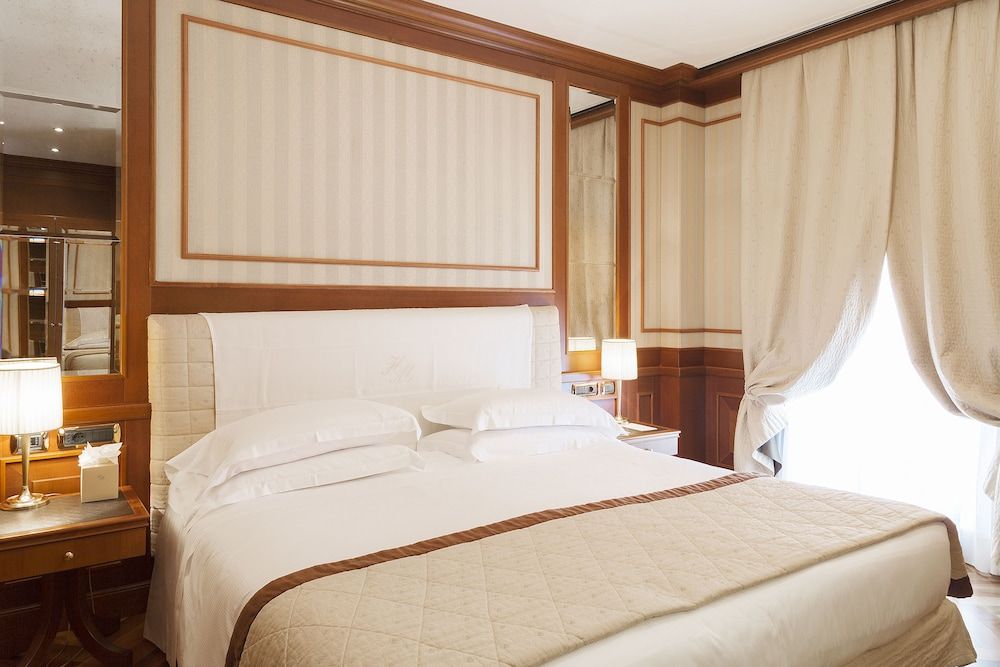 undefined Hotel Manzoni 2