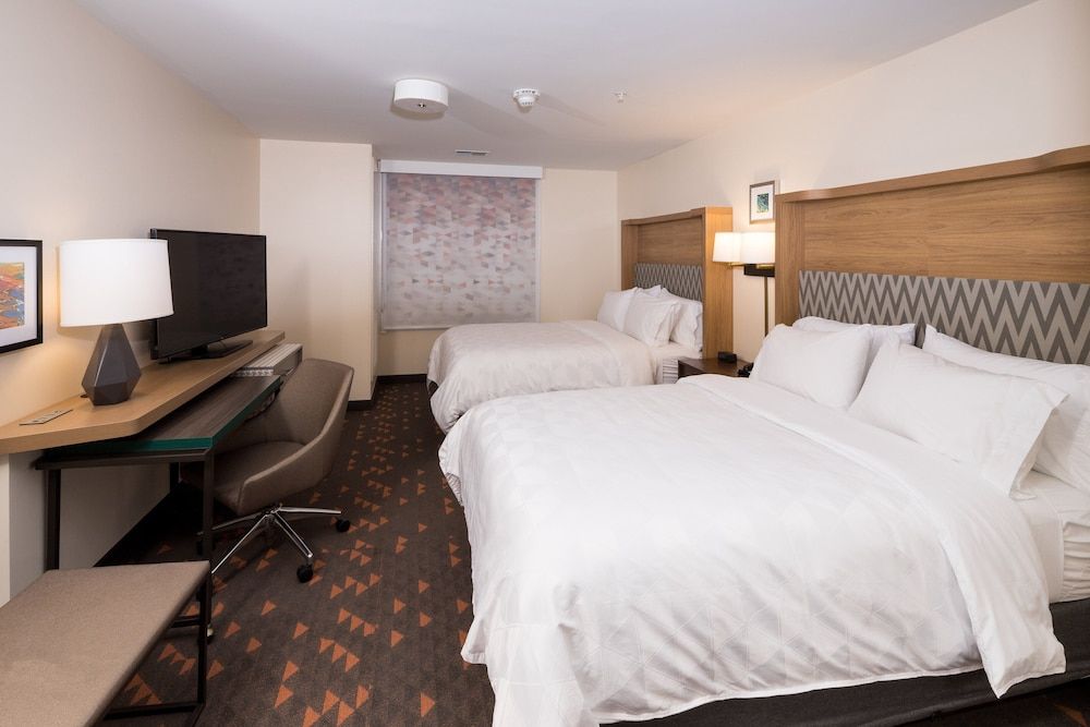 Standard Room, 2 Queen Beds