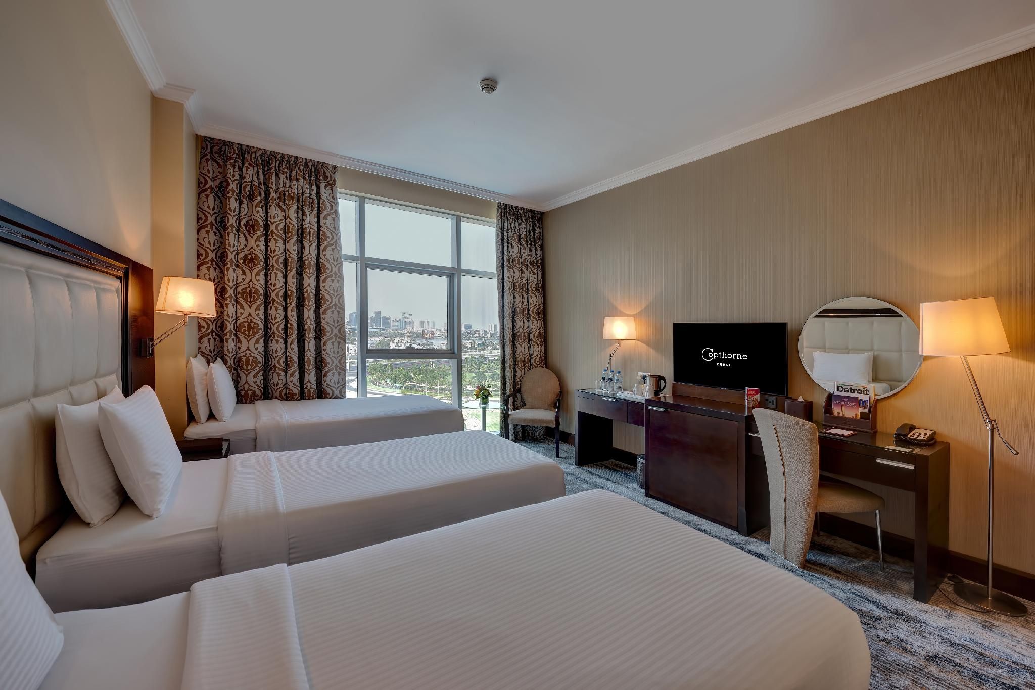 Superior Room with 3 Twin Beds