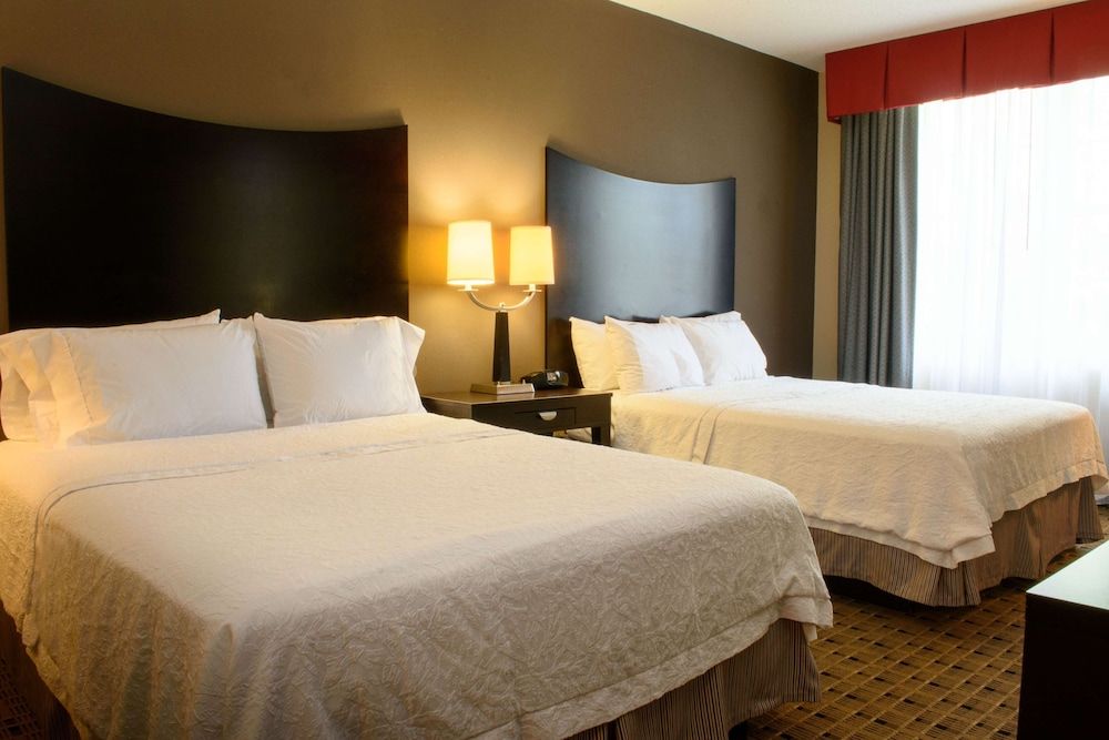 Two queen beds non smoking