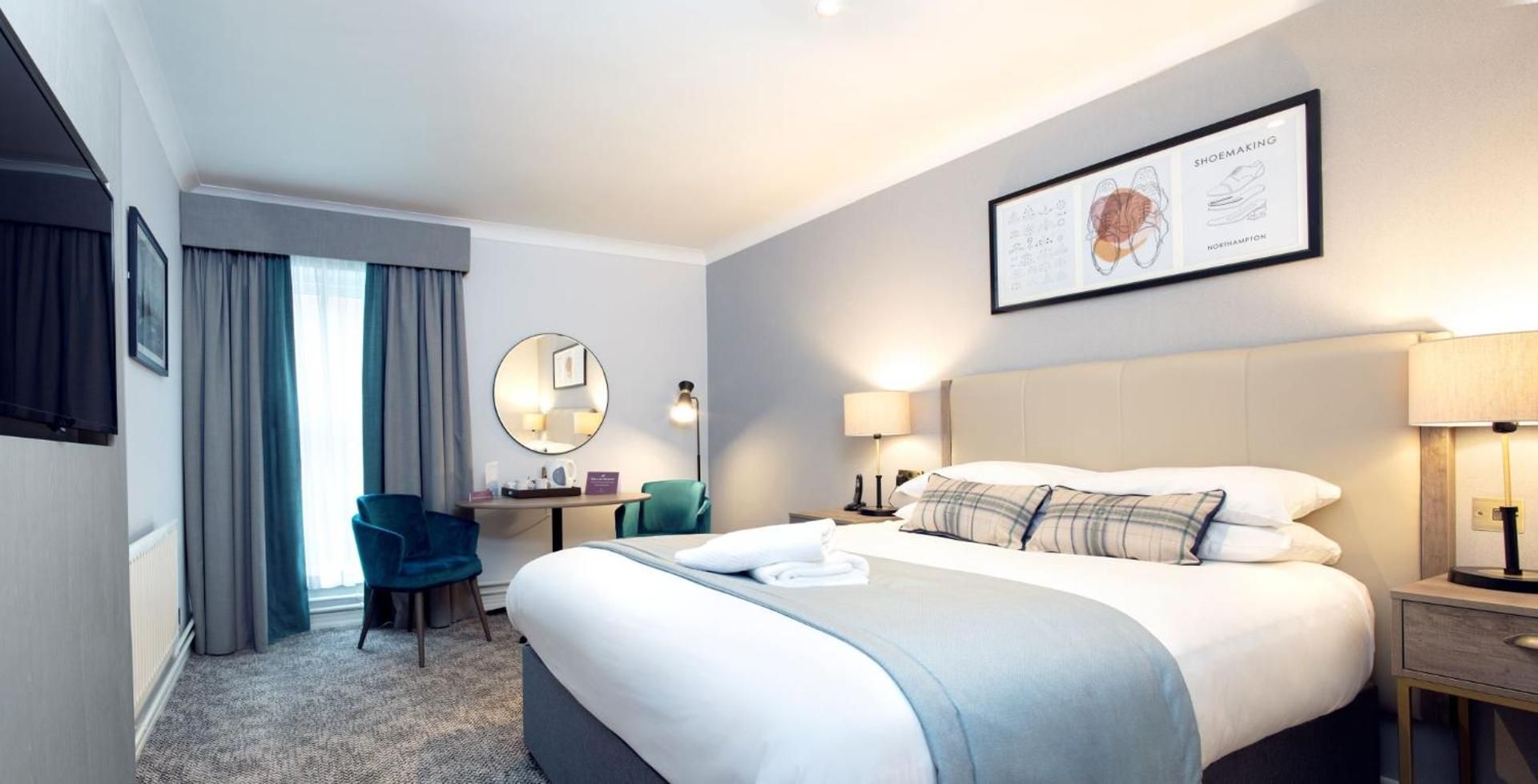 Eastwood Hall Superior Double Room 4