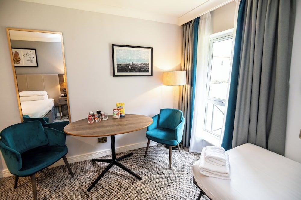 Eastwood Hall Family Room 11