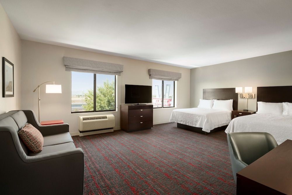Suite, 2 Queen Beds, Accessible, Non Smoking