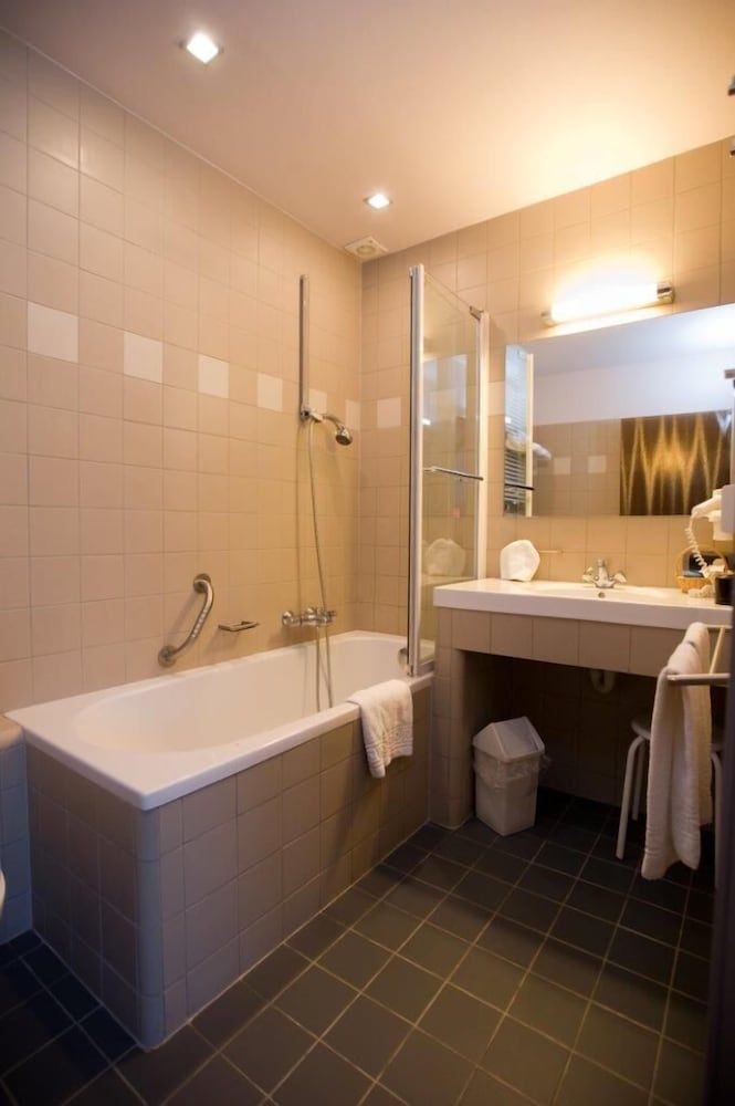 Hotel Bourgoensch Hof Standard Double or Twin Room 21