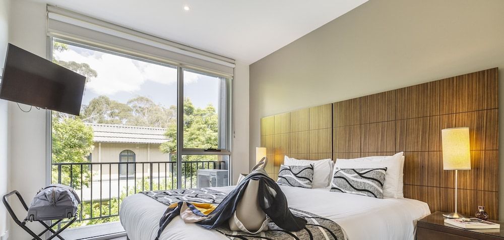 Punthill Knox Two Bedroom Apartment - Adjoining 3