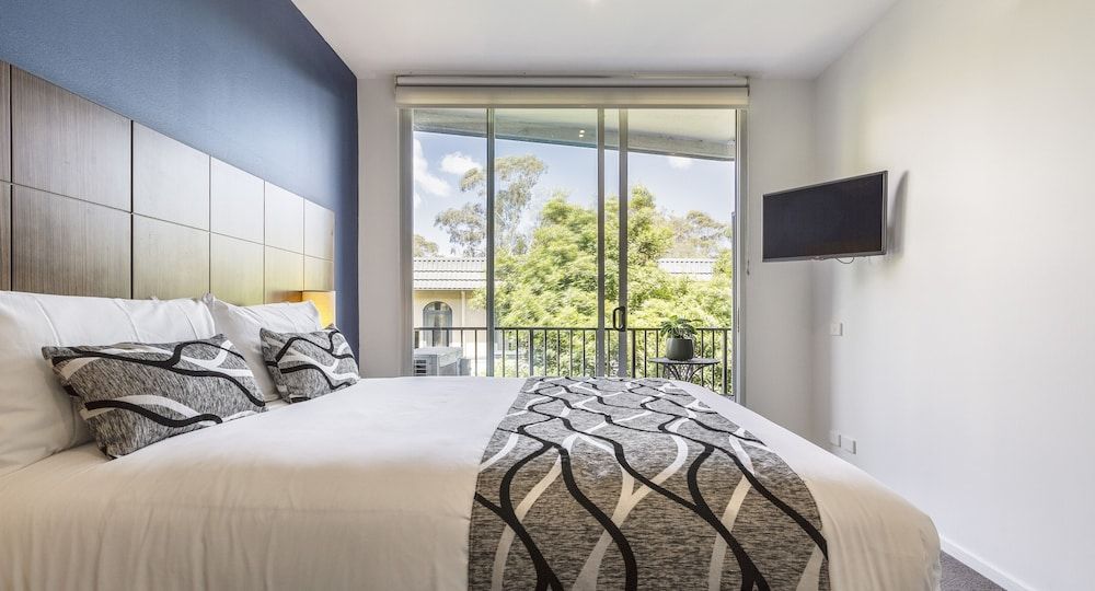 Punthill Knox Two Bedroom Apartment - Adjoining 7