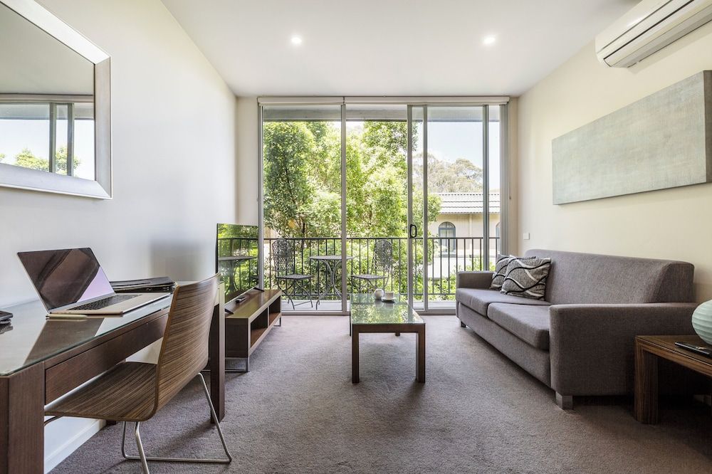 Punthill Knox Two Bedroom Apartment - Adjoining 9