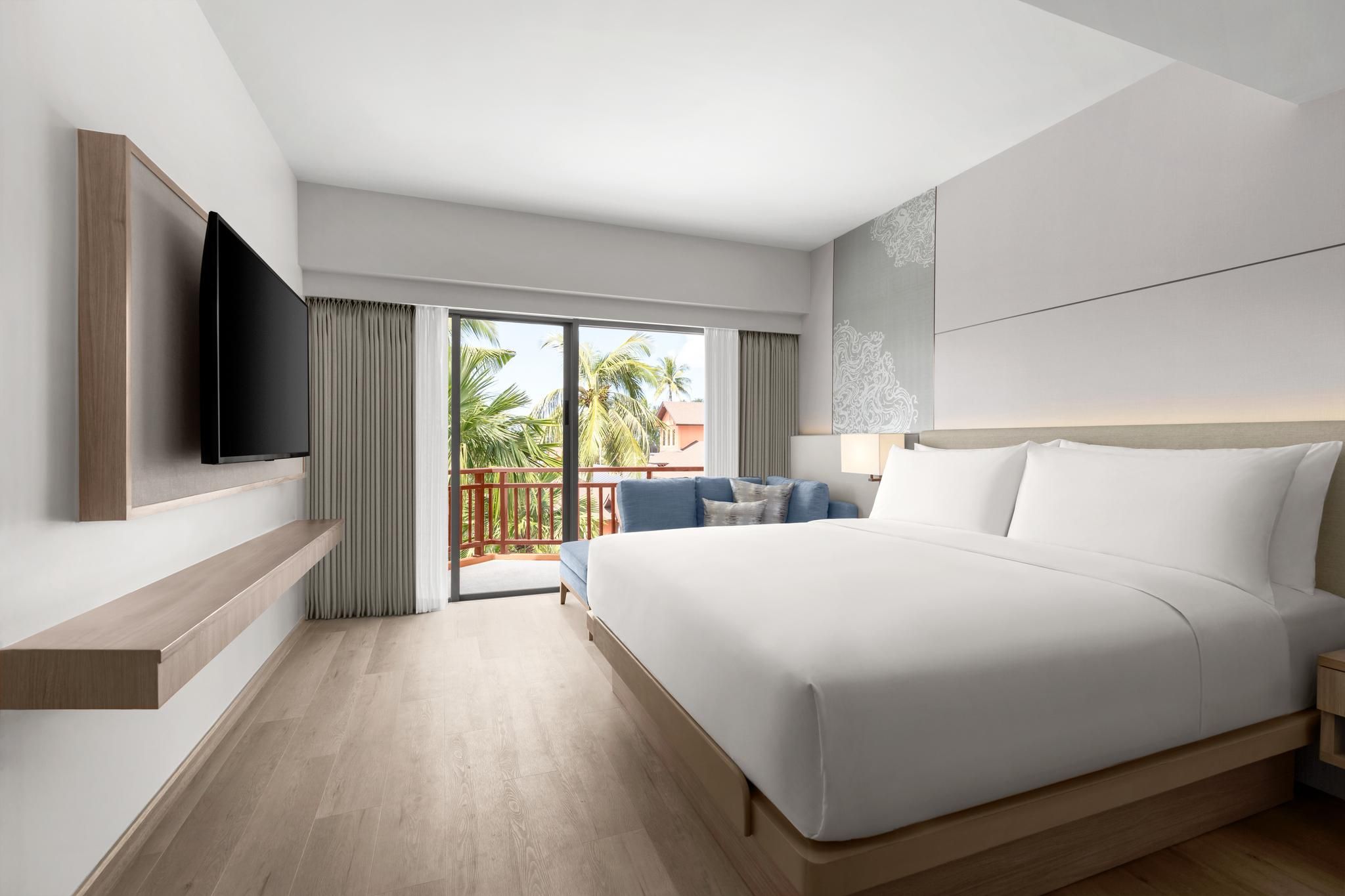 Executive Suite, 1 King, Sofa bed