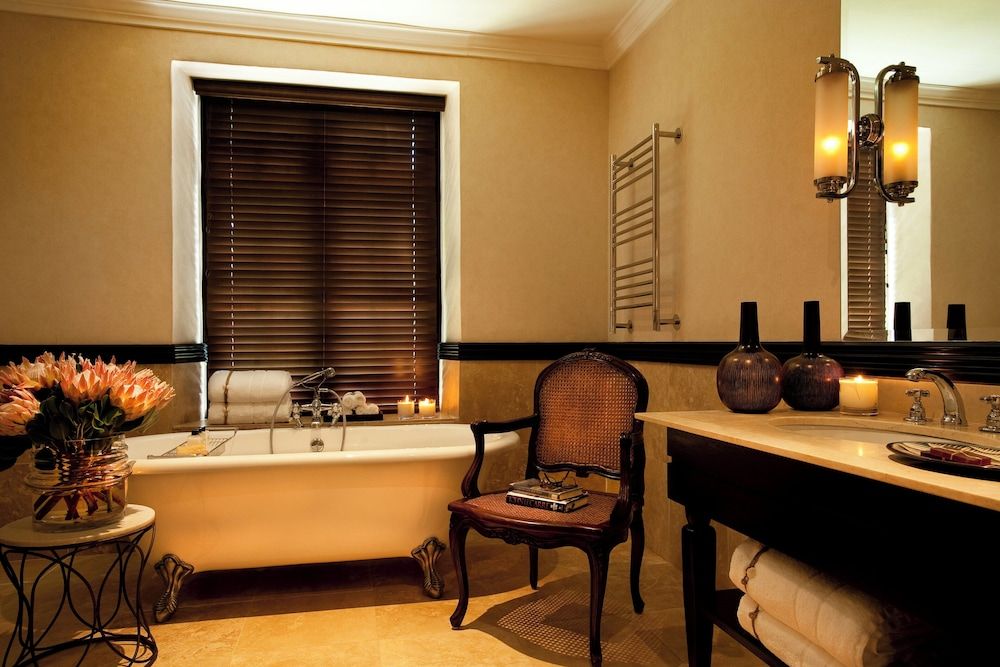 Bushmans Kloof Wilderness Reserve Deluxe Room 8