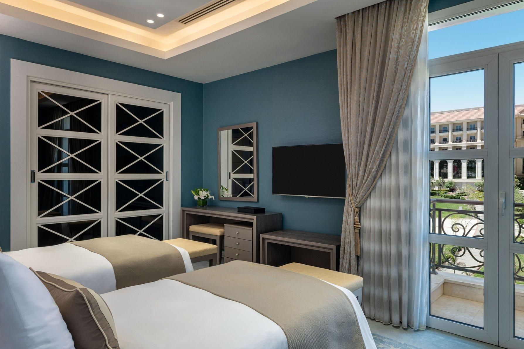 Two Bedroom Apartment, 2 Bedroom Apartment, Bedroom 1: 1 King, Bedroom 2: 2 Twin, Garden view