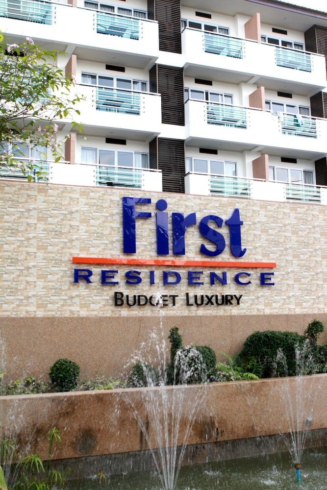 undefined First Residence Hotel 4