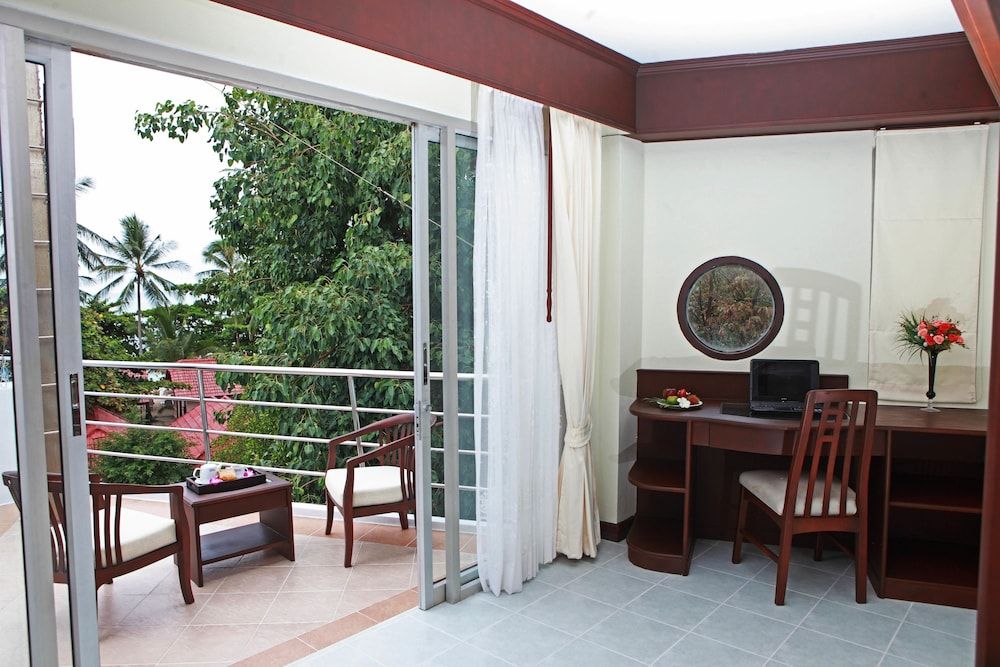 undefined Samui First House Hotel 10
